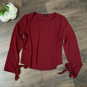 MINE dark red bow sleeve small blouse